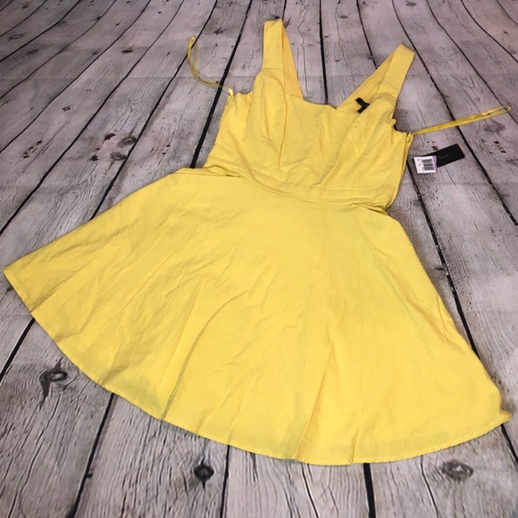 Yellow Woven Dress - Picture 8 of 8